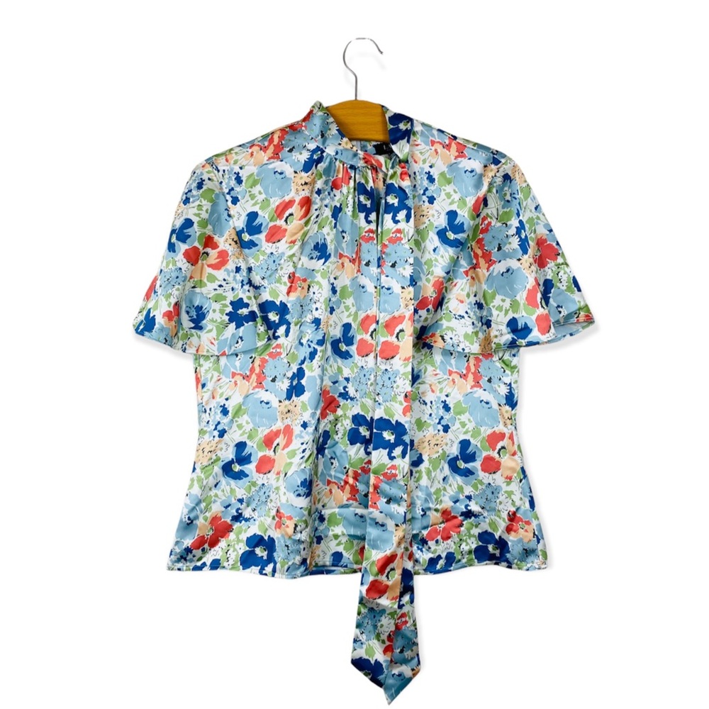 NWOT Ralph Lauren Floral Linen Blouse Flutter Sleeve Size Medium.